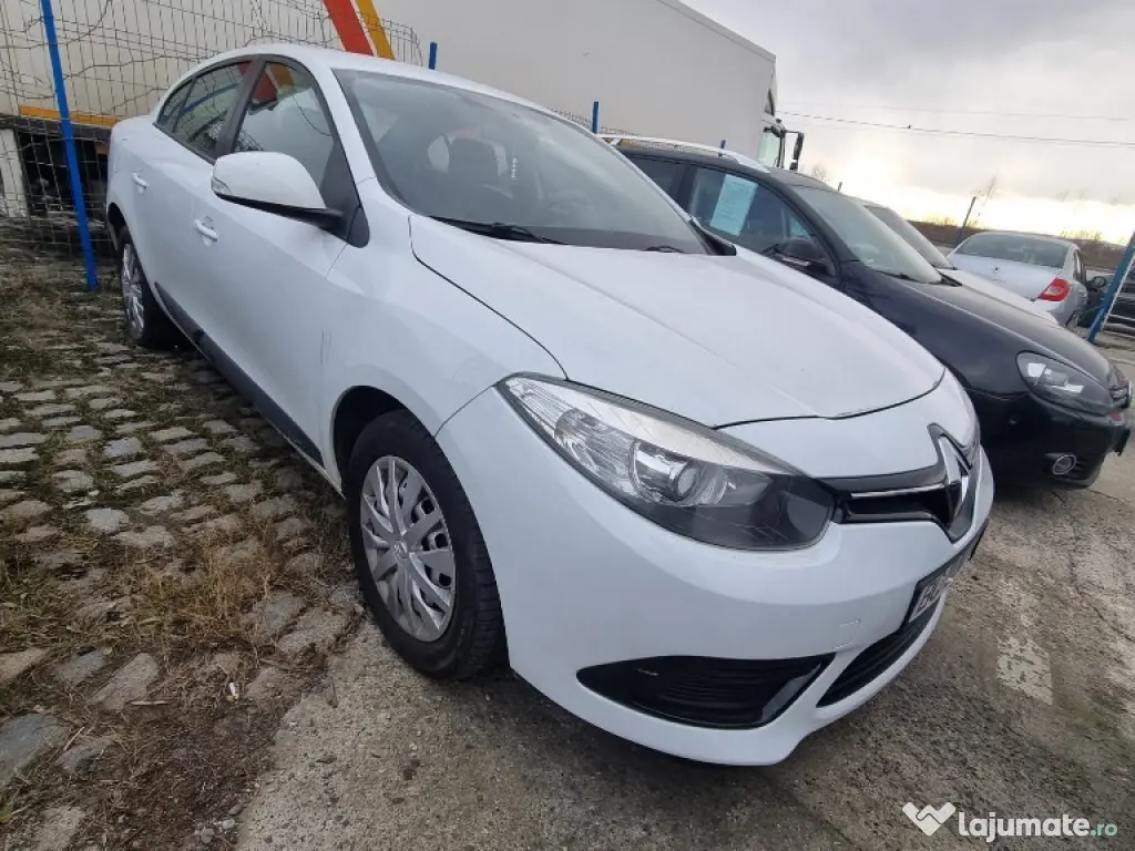 Renault Fluence 2016. benzina 1.6 i