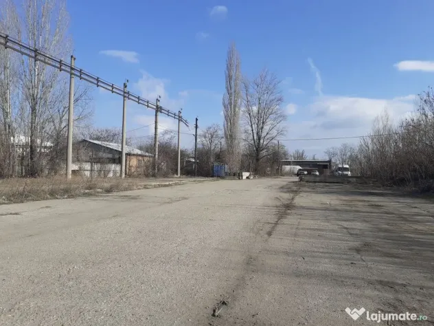 Zona metrou Republica, Industriilor - hale diverse dimien...
