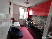 Apartament 2 camere semidecomandat, etaj intermediar, Carti