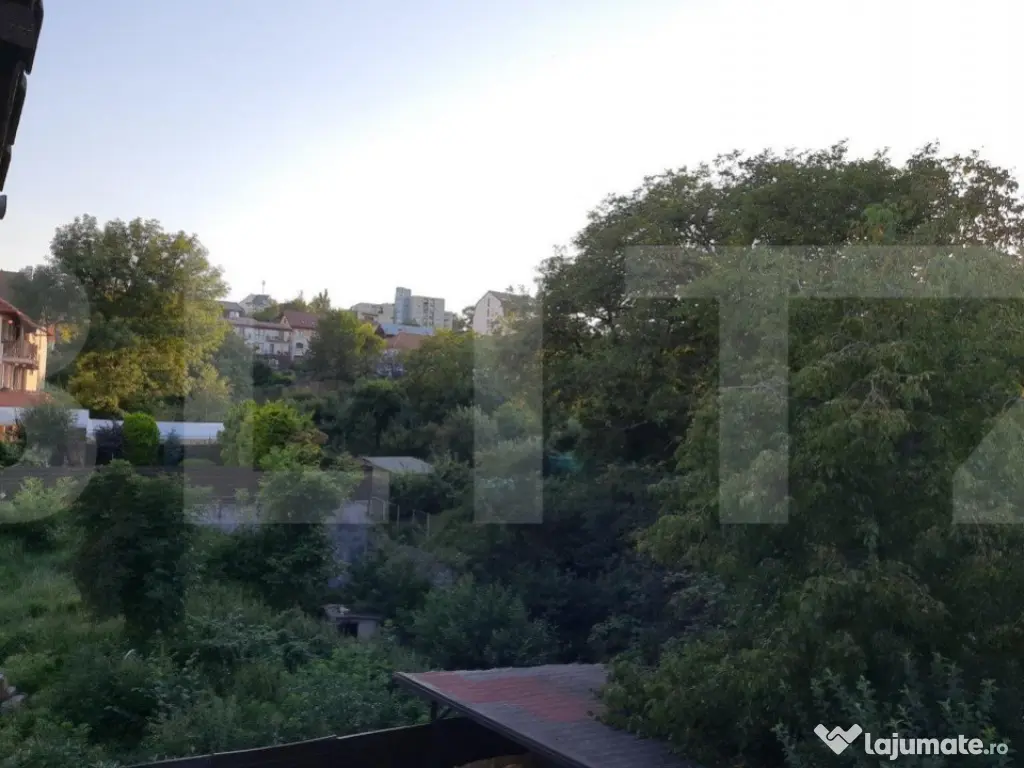 Vanzare casa individuala, 500 mp utili, 500 mp teren, front