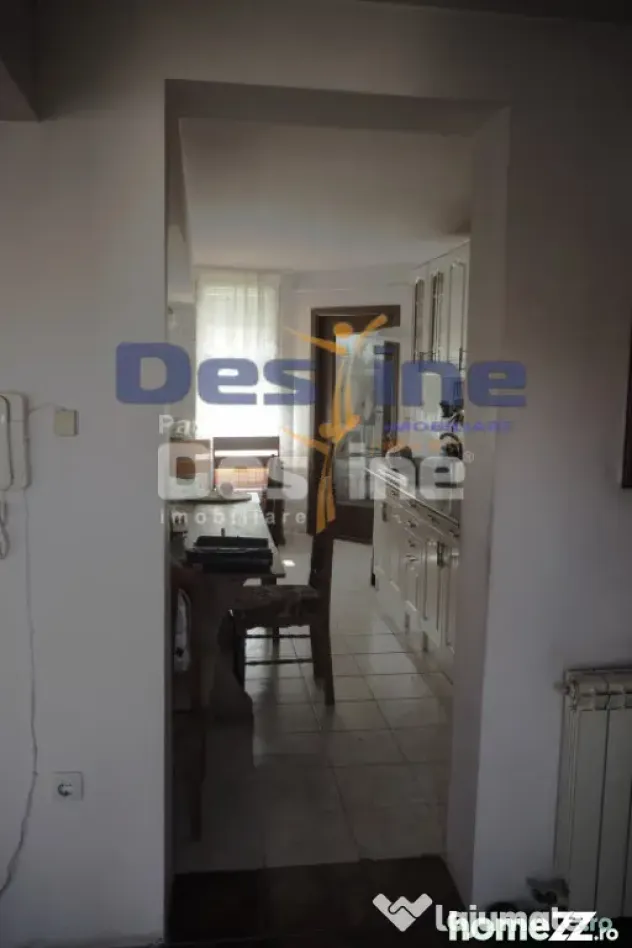 VAND CASA 3 CAMERE,POD,PIVNITA,2 GARAJE,FOISOR,DEJ