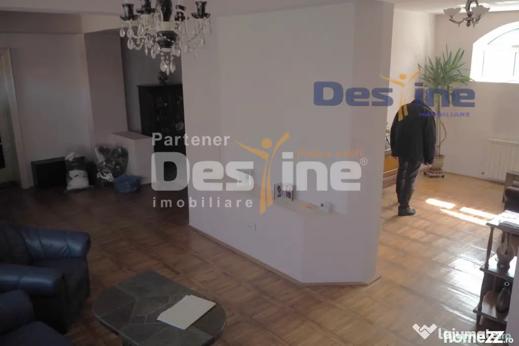 VAND CASA 3 CAMERE,POD,PIVNITA,2 GARAJE,FOISOR,DEJ