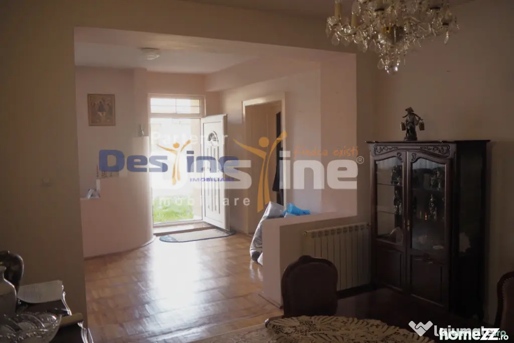 VAND CASA 3 CAMERE,POD,PIVNITA,2 GARAJE,FOISOR,DEJ