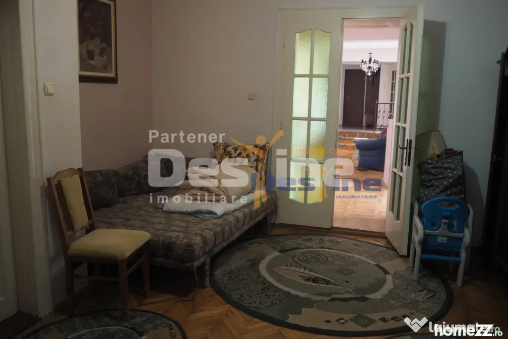 VAND CASA 3 CAMERE,POD,PIVNITA,2 GARAJE,FOISOR,DEJ