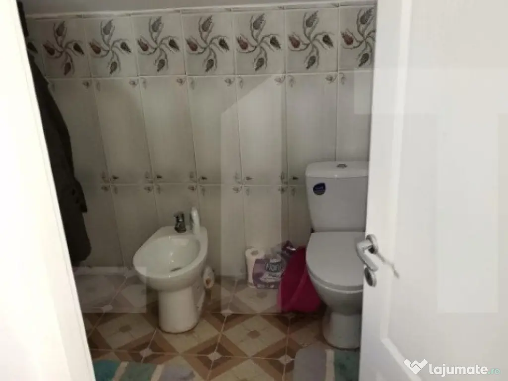 Oportunitate! Investiție!Casă finisata,4 camere,126 mp, 35