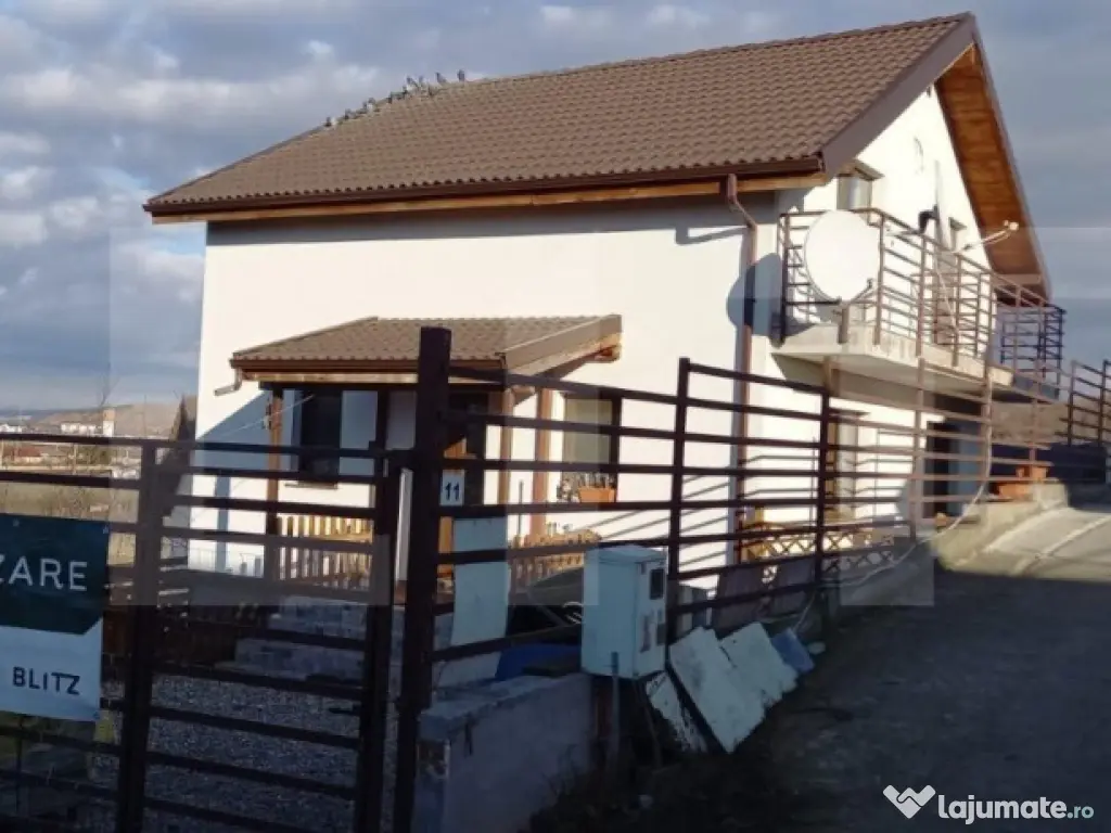 Oportunitate! Investiție!Casă finisata,4 camere,126 mp, 35