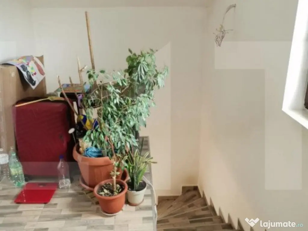 Oportunitate! Investiție!Casă finisata,4 camere,126 mp, 35