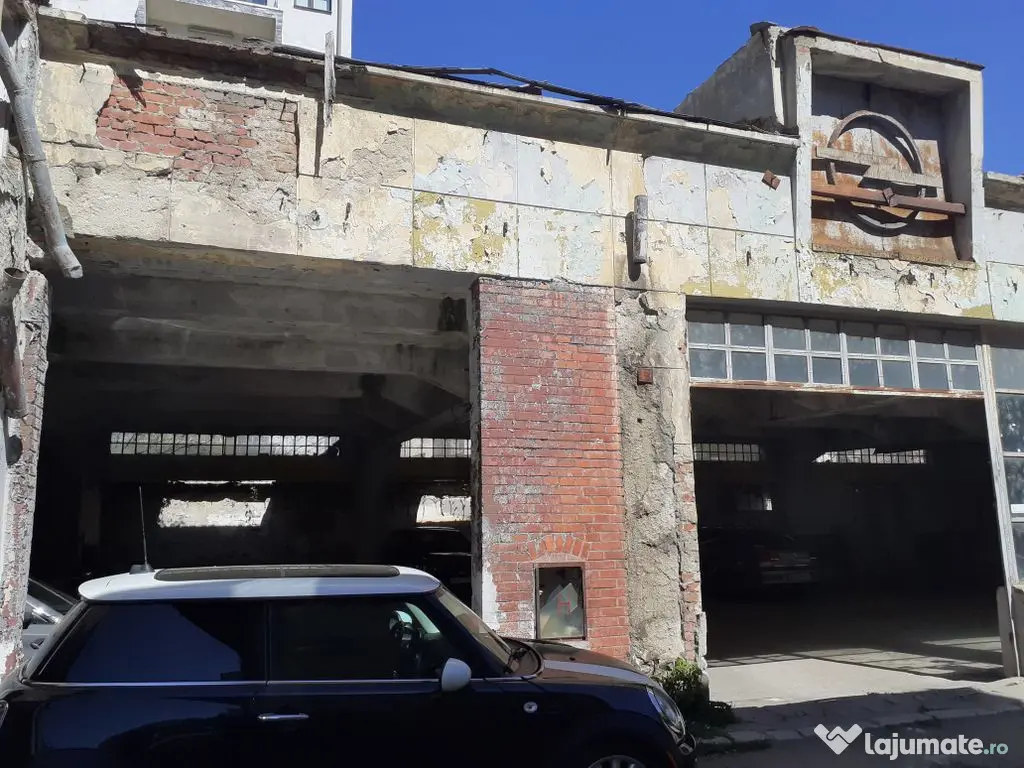 Casa in stil brancovenesc si teren 1750 mp in zona Piata ...