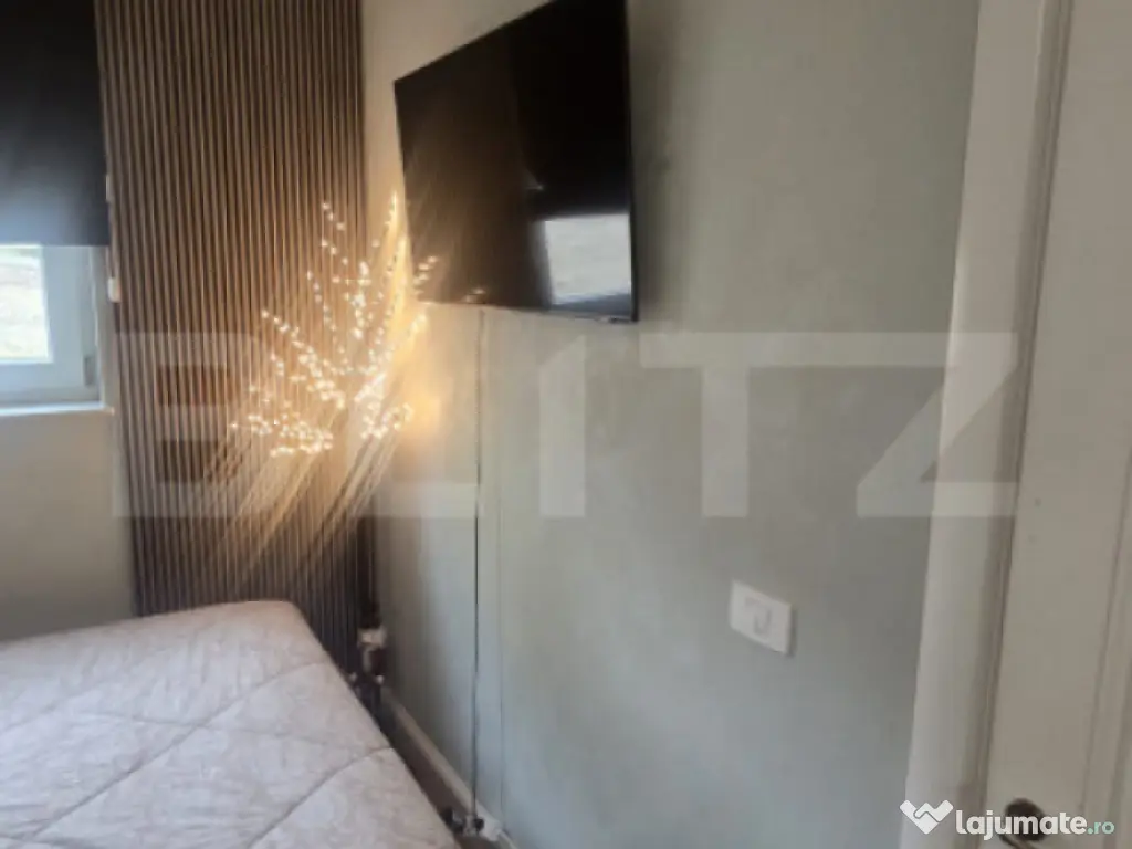 Apartament modern, 3 camere, cu terasa de 39 mp, cartier Bur