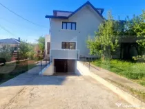 Casa 6 camere, 245mp, Bucium