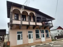 Spatiu Comercial cu apartament de 2 camere la etaj 300mp, Be