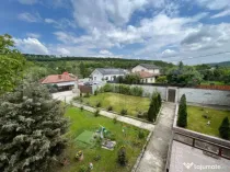 Casă P + M 369 mp utili, teren 1.515 mp, foișor, Leamna de