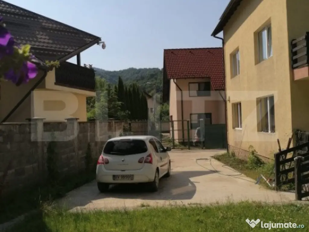 Casa cu 6 camere cu piscina și foisor Brasov