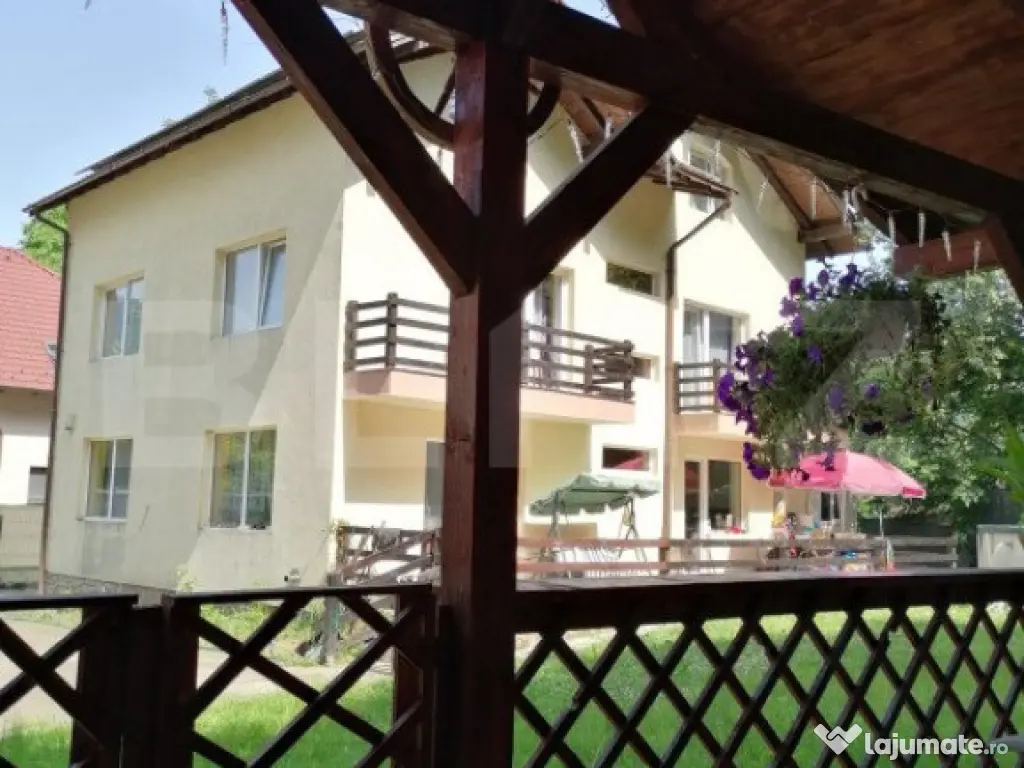 Casa cu 6 camere cu piscina și foisor Brasov