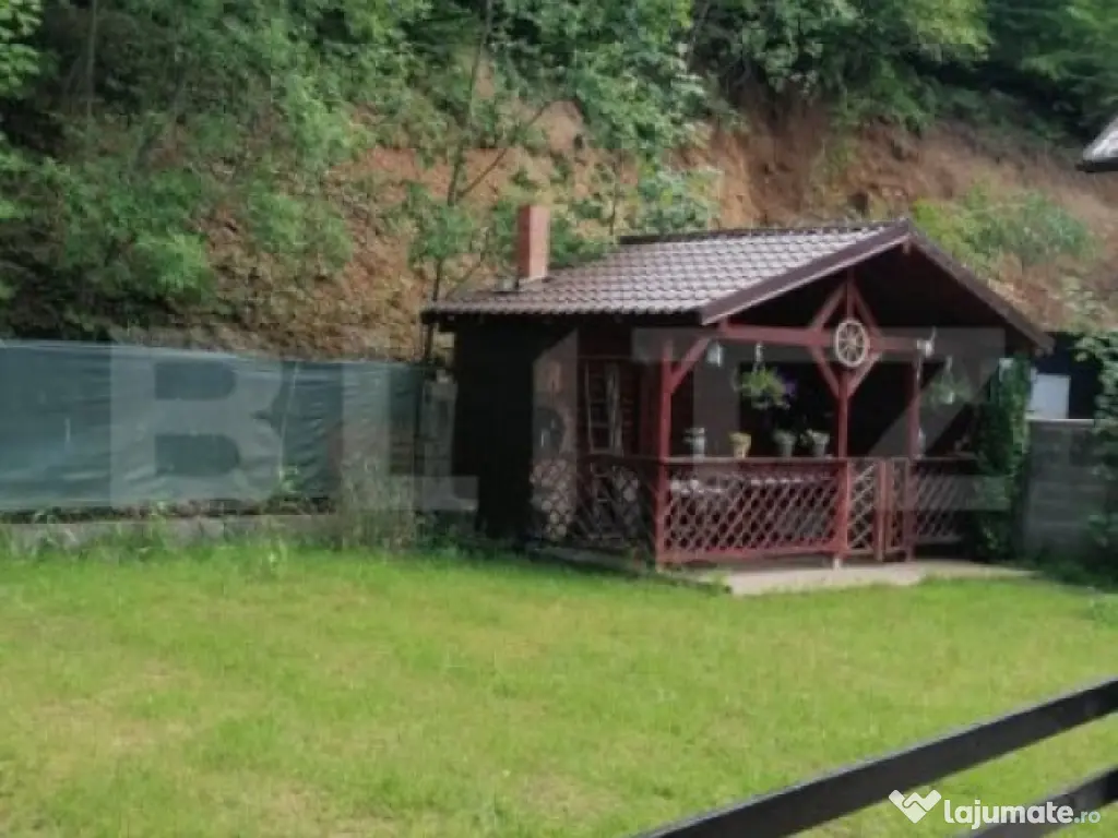 Casa cu 6 camere cu piscina și foisor Brasov