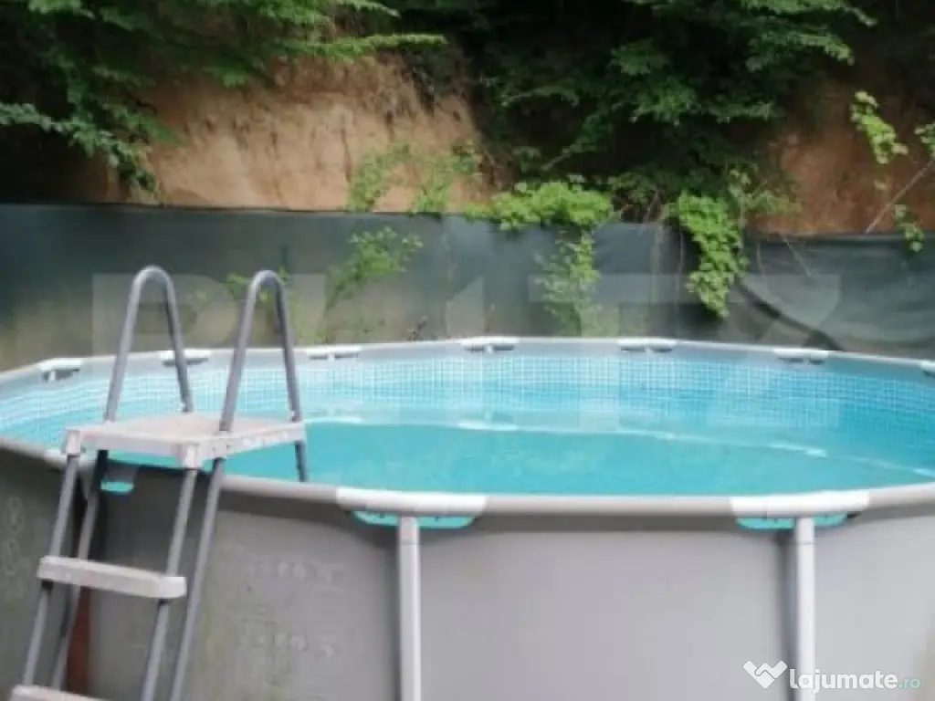 Casa cu 6 camere cu piscina și foisor Brasov