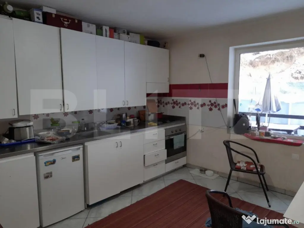 Casa cu 6 camere cu piscina și foisor Brasov