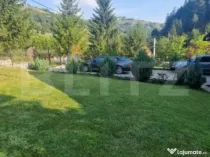 Casa 6 camere , se doreste si schimb cu apt+dif - Poiana Mar