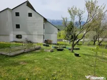 Casa de vacanță, pretabilă pentru pensiune în Moieciu