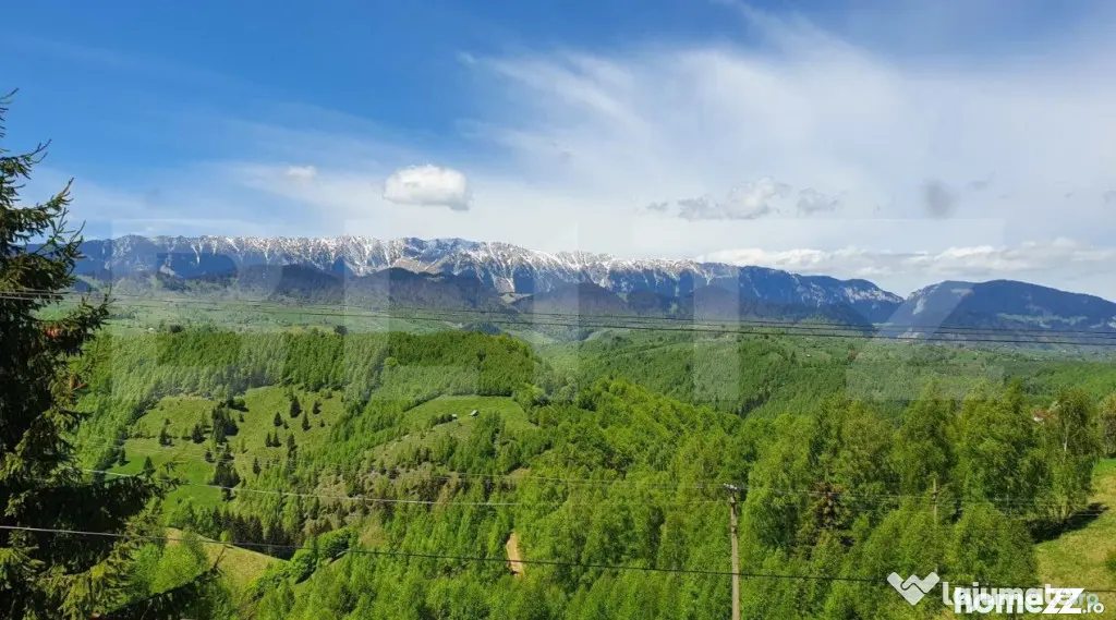 Casa de vacanță, pretabilă pentru pensiune în Moieciu - Moieciu de Jos (Brasov)