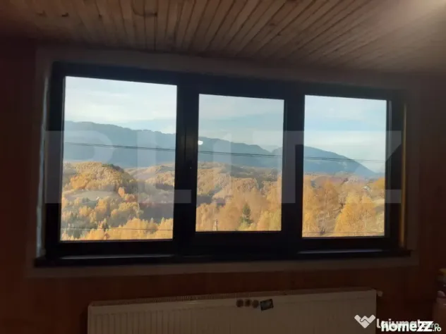 Casa de vacanță, pretabilă pentru pensiune în Moieciu - Moieciu de Jos (Brasov)