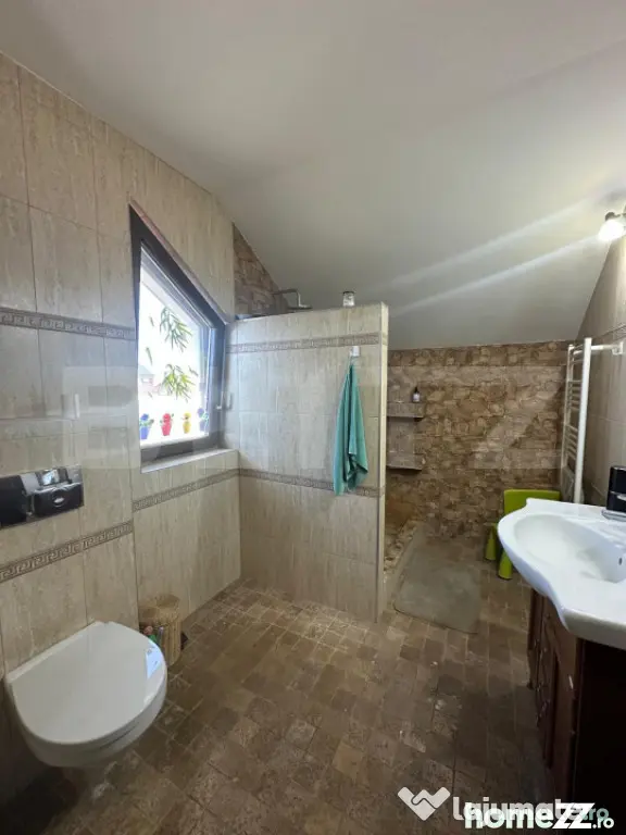 Casă spațioasă cu teren 1000 mp | 5 dormitoare | Terasă - Bod (Brasov)