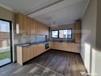 Casa de inchiriat, pet friendly, 4 camere, curte, Dezmir