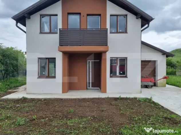 Casa individuala Jucu de Mijloc, 120mp, 3 bai, garaj, teren