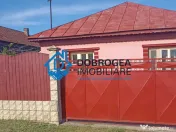 MAHMUDIA- CASA BATRANEASCA 4 CAMERE,TEREN 990 MP. 