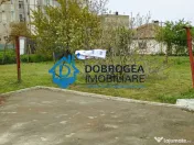 MAHMUDIA- CASA BATRANEASCA 4 CAMERE,TEREN 990 MP. 