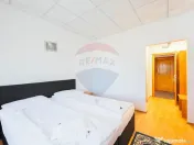 Hotel/Pensiune de vânzare cu 16 camere, Punct de Frontie... 