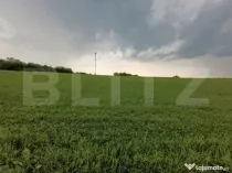 Casă semifinisată , teren generos, ideală pentru personal