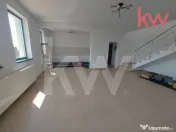 Casă frumoasă, 238 mp, Cârcea 