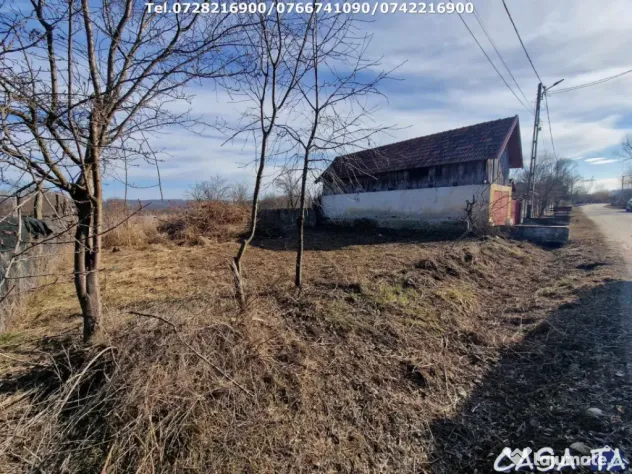 Teren Intravilan (1400 mp), situat in Telesti
