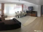 Apartament cu 4 camere de închiriat în zona Calea Bucur...