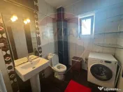 Apartament cu 4 camere de închiriat în zona Calea Bucur... 