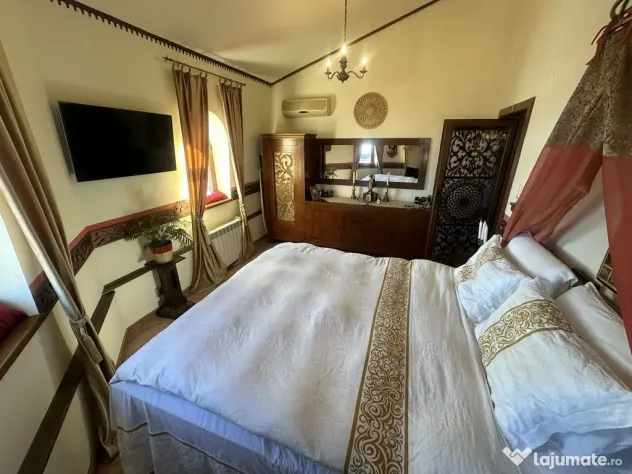 Apartament 4 camere zoma Piata Ovidiu - Peninsula