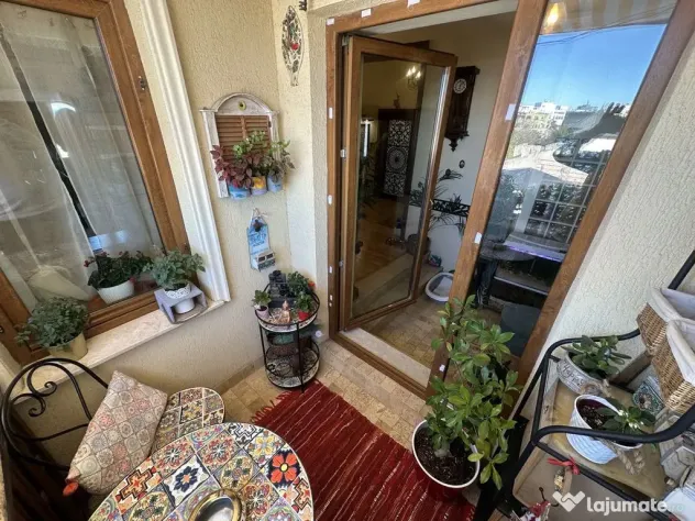 Apartament 4 camere zoma Piata Ovidiu - Peninsula