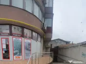 Apartament de vânzare, complet mobilat - Parcare inclusă 