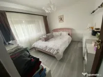 Apartament cu 4 camere zona Bradet
