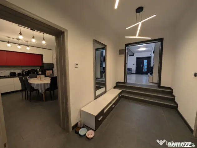Vila deosebita zona Aviatori, teren 800m - Bacau (Bacau)