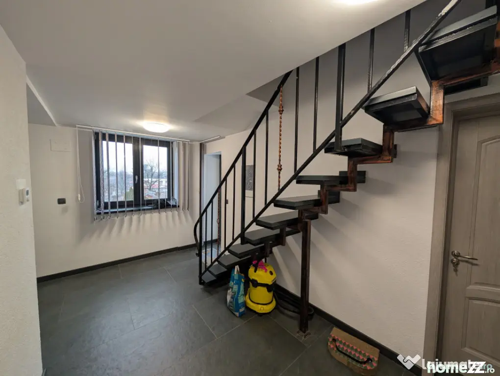 Vila deosebita zona Aviatori, teren 800m - Bacau (Bacau)