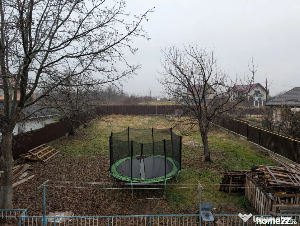 Vila deosebita zona Aviatori, teren 800m - Bacau (Bacau)