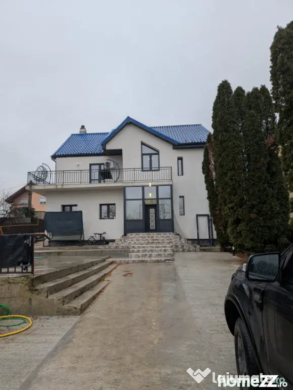 Vila deosebita zona Aviatori, teren 1500m - Bacau (Bacau)