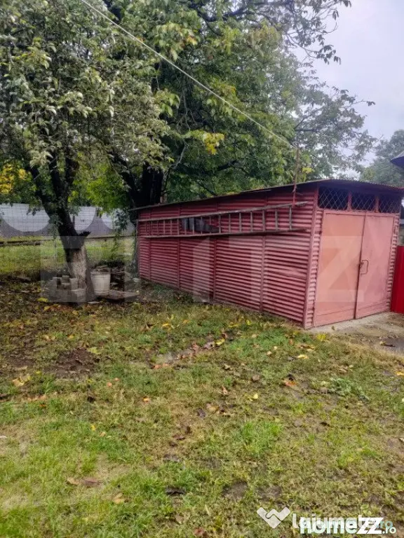 Apartament la casa, zona centrala, 100 mp utili, Radauti