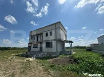 Casa individuala , la rosu, Radauti