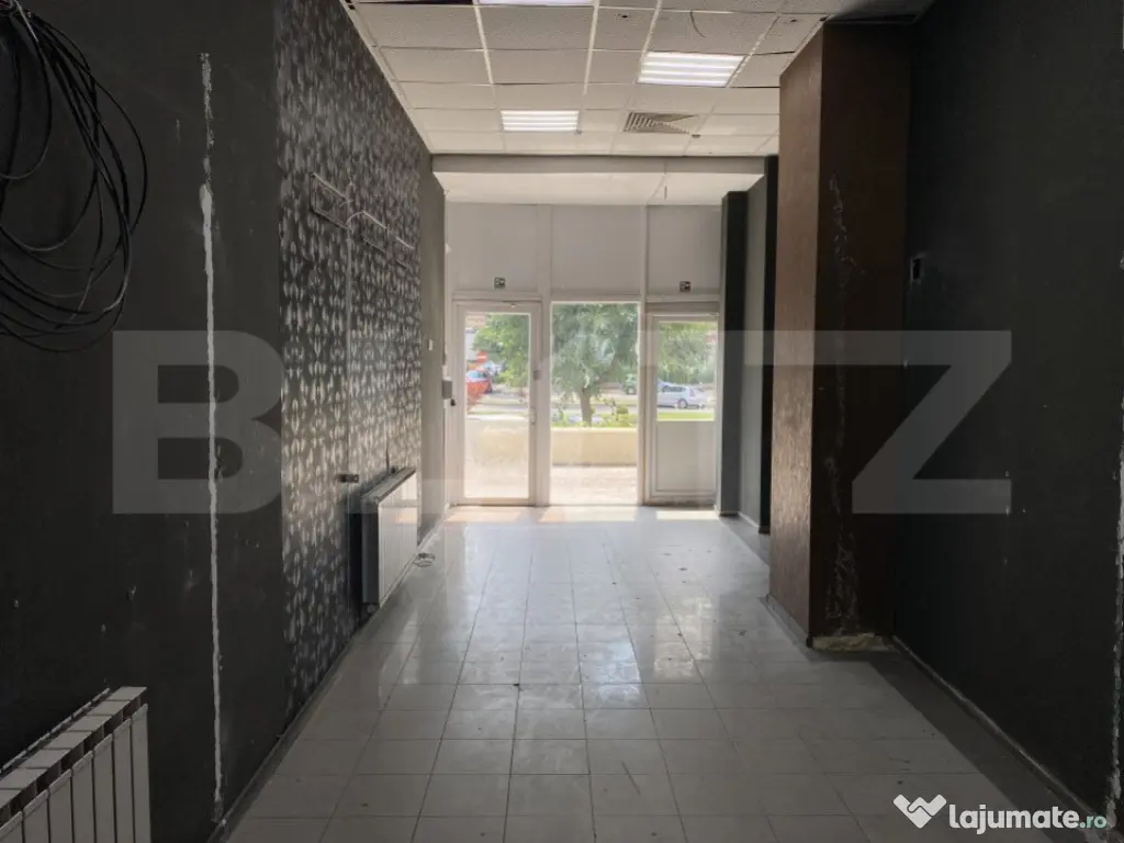 Spatiu comercial, 81 mp, zona Calea Bucuresti