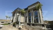 Spațiu evenimente la cheie, 1.570 mp utili, 1.800 mp teren, 