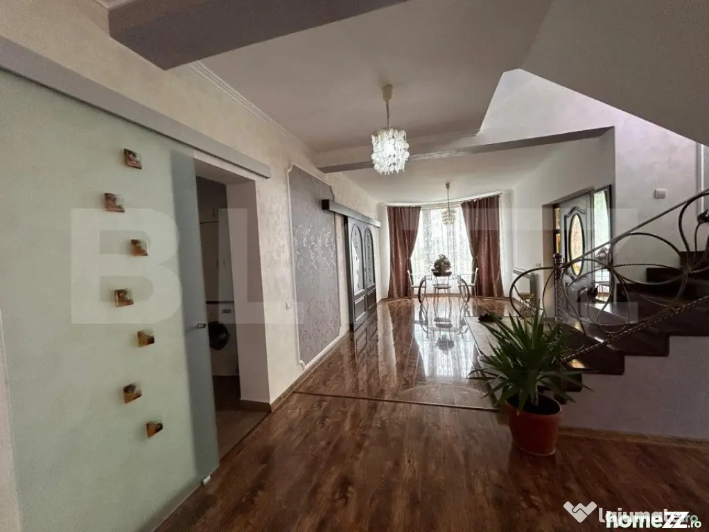 Casa multifunctionala, 200 mp utili, 1600 teren , zona Campu - Suceava (Suceava)