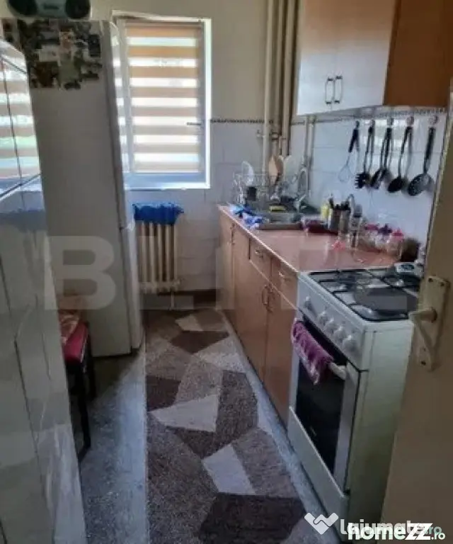 Apartament 3 camere, 50mp, zona scolii "Liviu Rebreanu", Man - Cluj-Napoca (Cluj)